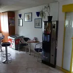 Jurki Dom מלון 3*